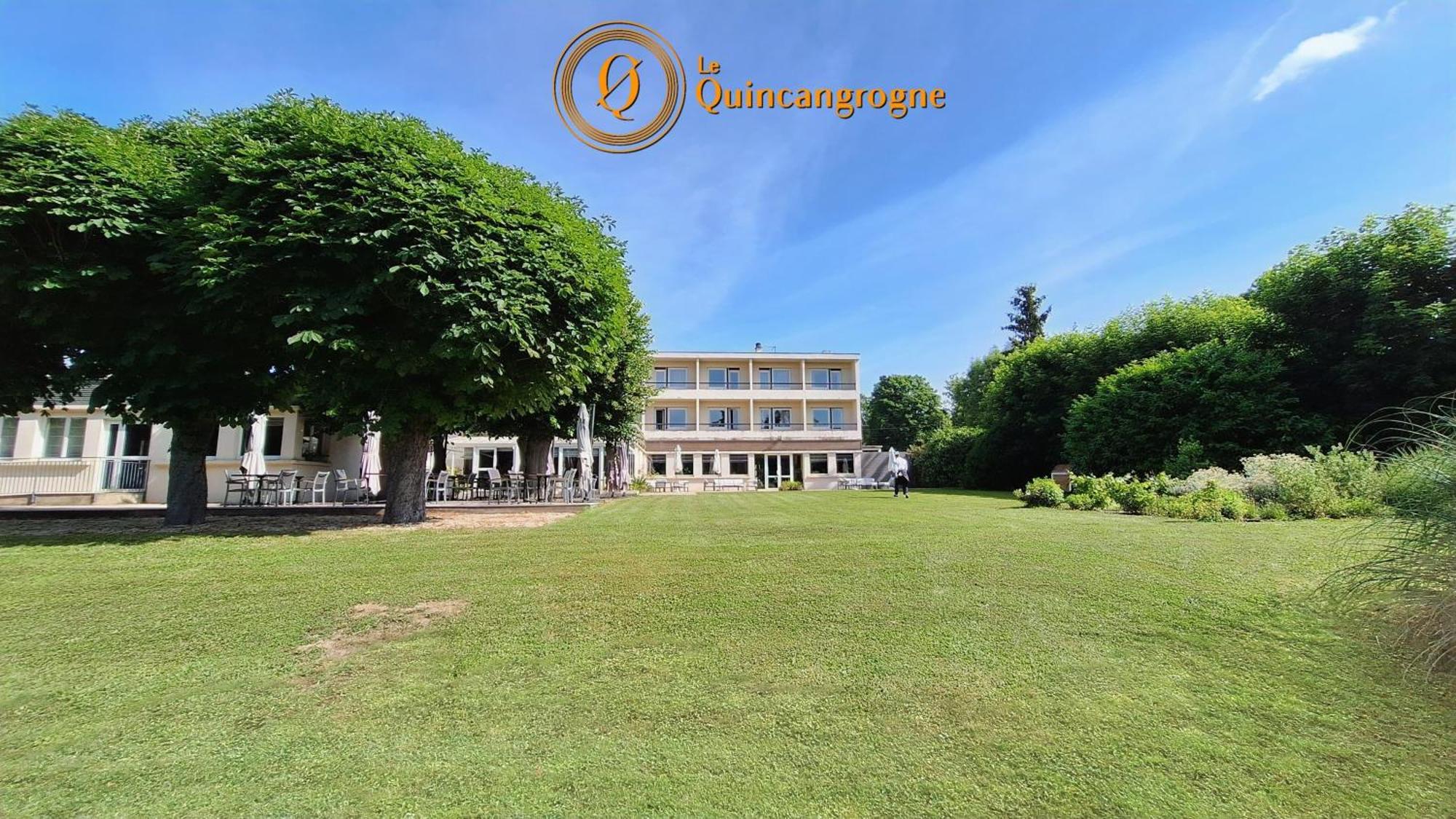 Le Quincangrogne Dampmart Exterior photo